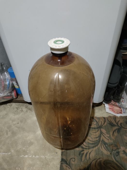 Продам  бутыль  30 литров