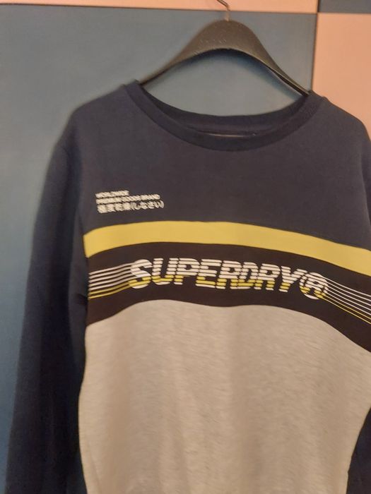 Ватирана блуза Superdry
