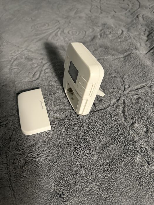 Vand termostat digital wireless Salus RT 310RF, neprogramabil