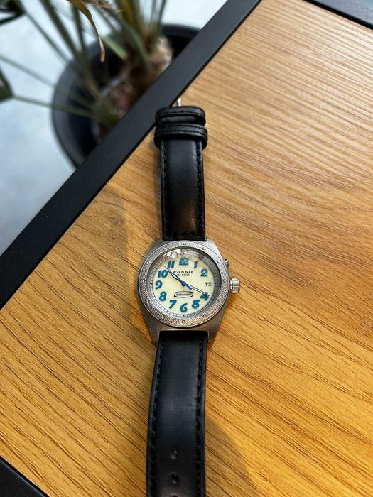 Часовник Fossil 100 meters defender