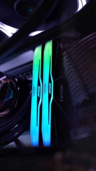 Lexar Ares 32gb (2x16) 3600mhz DDR4