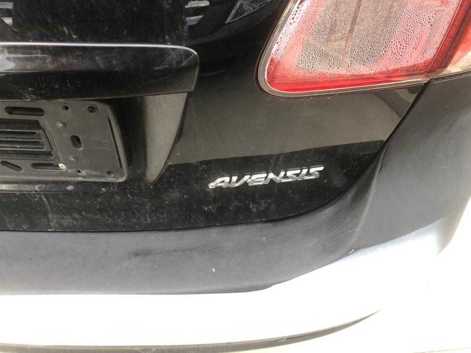 Tойота Авенсис  Вагон  2.2 D-4D  - само за части