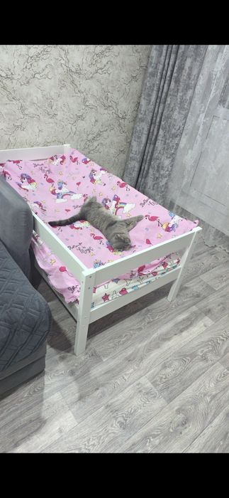 Продам  детскую кровать 70×140