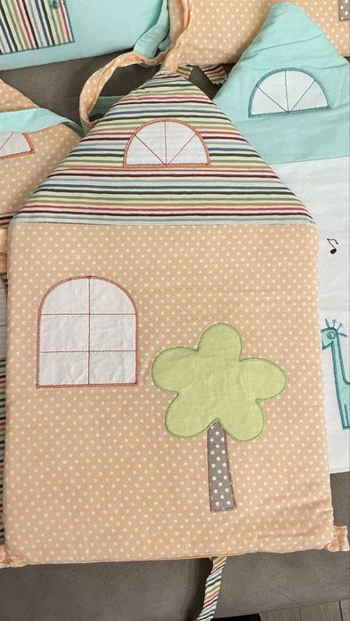 Продается очень красивые Бортики для детской кровати