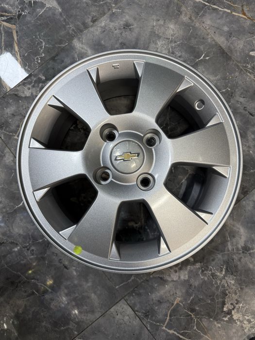 Gentra orginal 330$ diska yengi qoyilmagan zavod diska