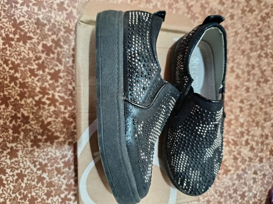 Размер  28,,малы,2000