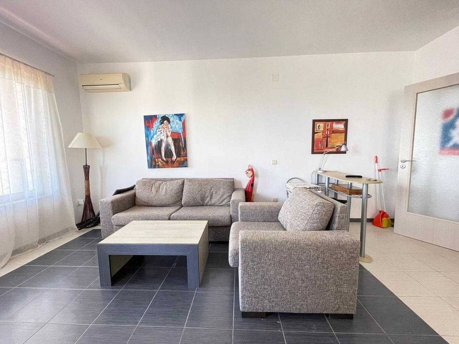 Продава се Тристаен апартамент в Черноморец - 98 кв.м за 880 €/кв.м - Снимка #2