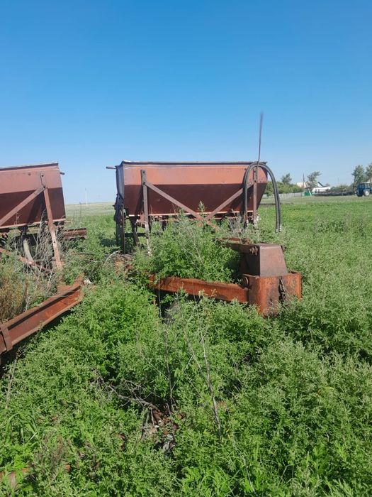 Продам трактор Казахстан в месте селками