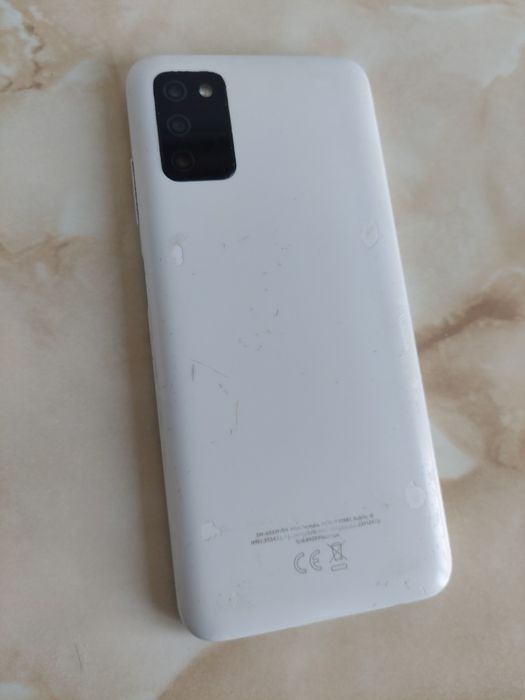 Vând Samsung Galaxy A03s alb NEcodat cu câteva dezavantaje /poze reale