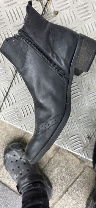 Продавам чисто нови мъжки боти 41размер.