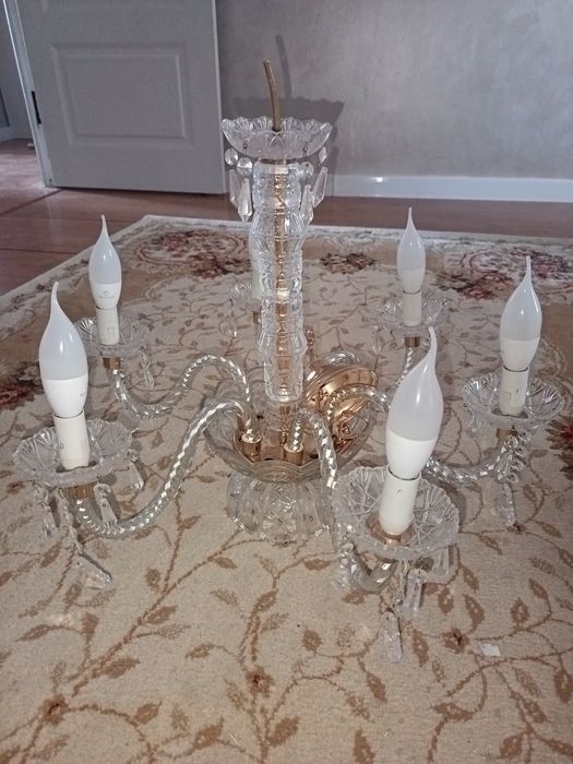 Люстра сатылады өзі арзан