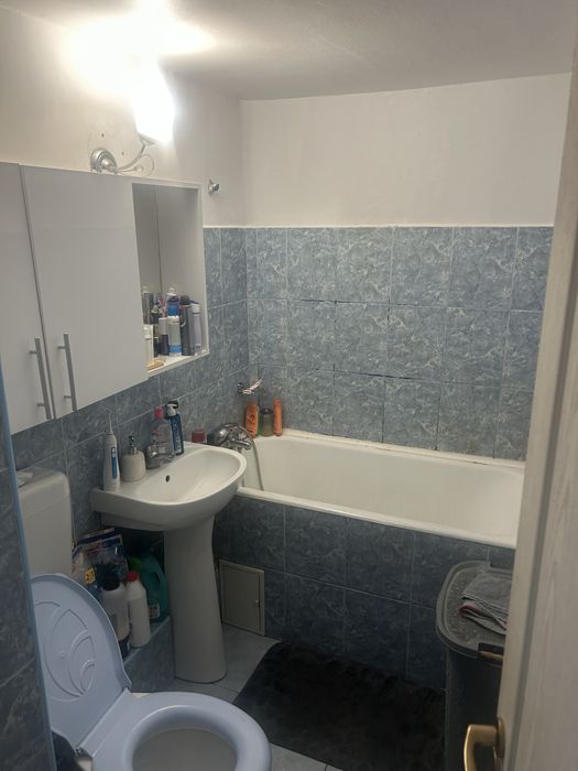 Vand apartament 2 camere