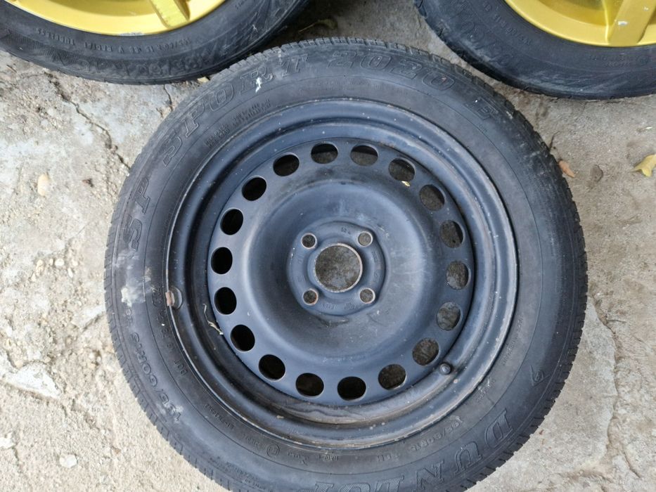 4 Roți 195/60  R15 Ford Focus 1 Aliaj + 1 Tablă