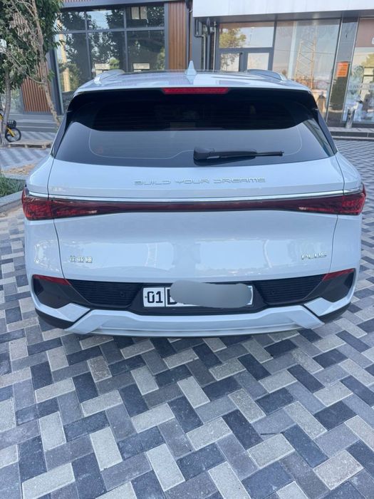 Byd yuan plus  2022 nard grey  4 pozitsiya