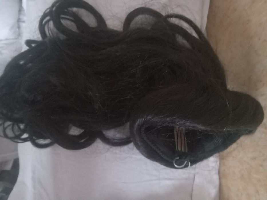 Продам парик .г Рудный.