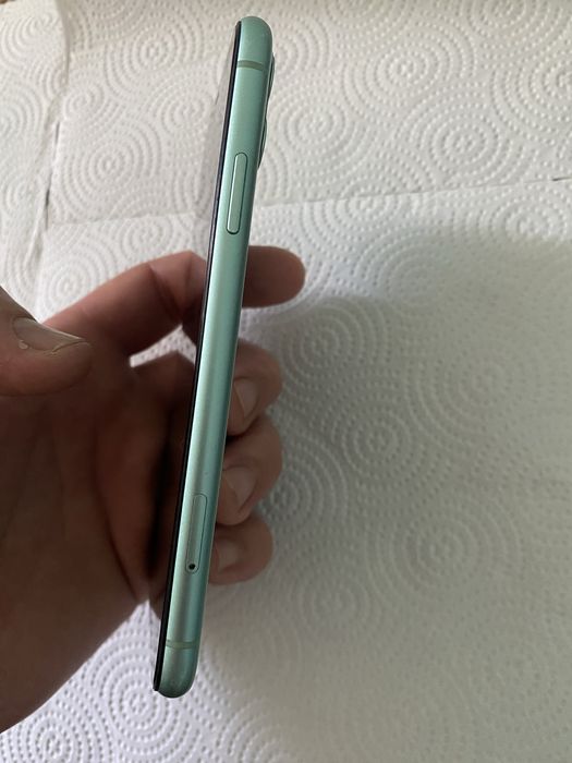Iphone 11  срочно