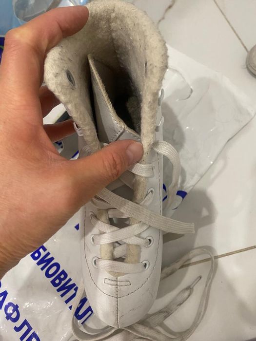 Коньки детские девочек.