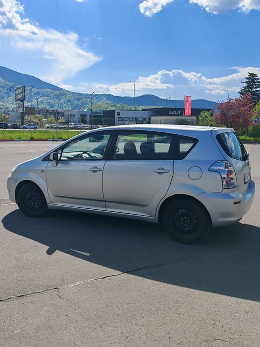 Toyota corola verso 7 locuri