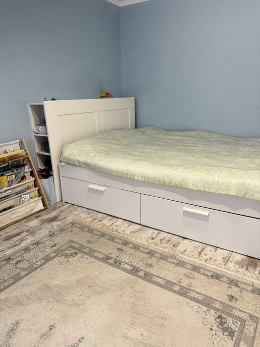 Продам кровать IKEA