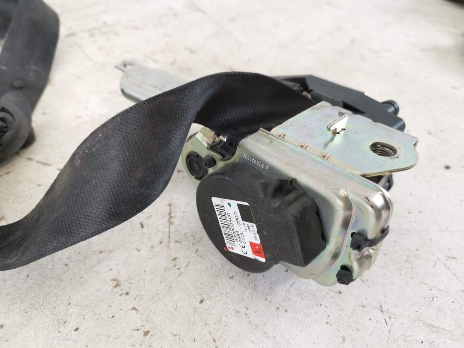 Предпазен колан Ауди А4 Б9 / Audi A4 B9 [ - ] Оригинален