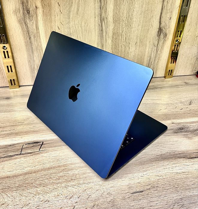 MacBook Air M3 15" Dyum- 16GB/256GB~ideal Noutbuk ( Макбук - Ноутбук )