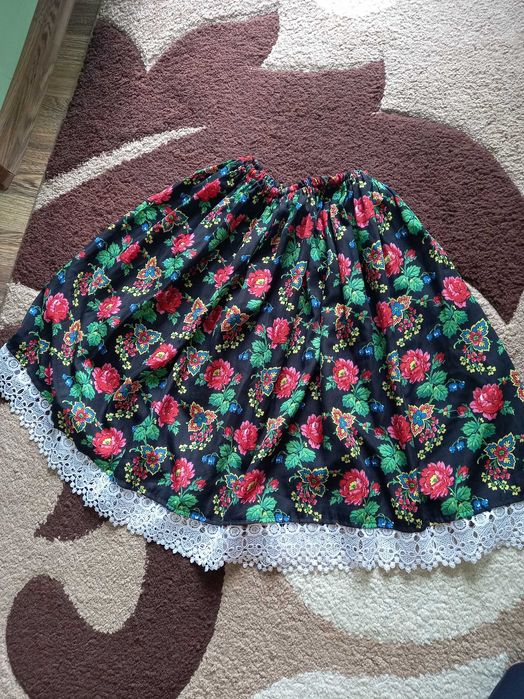 Rochii și fuste S si M