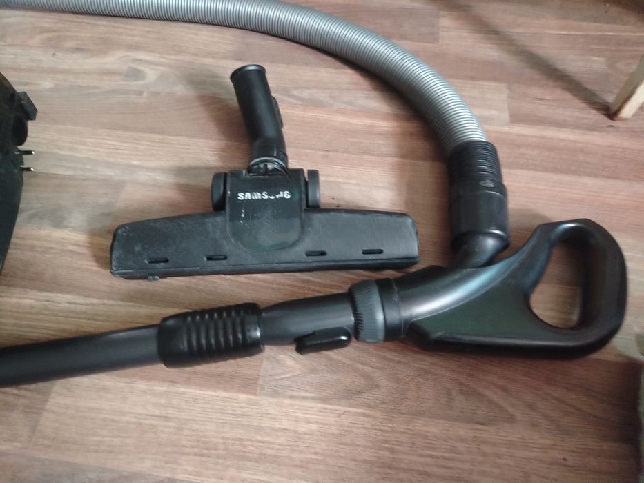 Продам пылесос Samsung