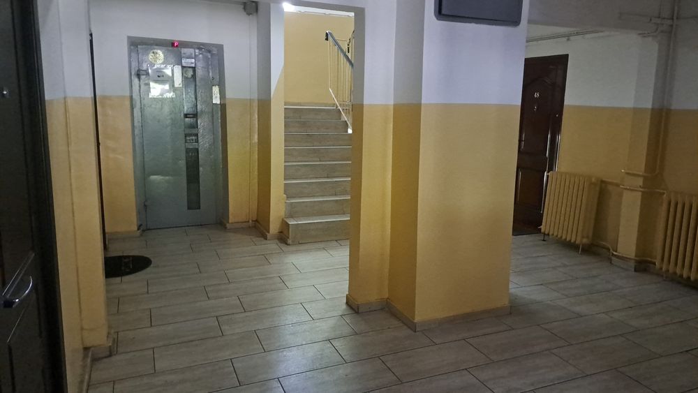 Închiriez apartament 2 camere