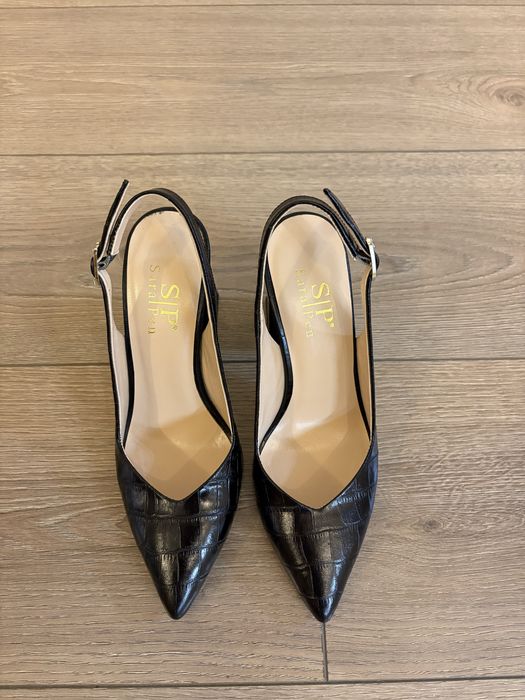 Елегантни дамски обувки Sara Pen