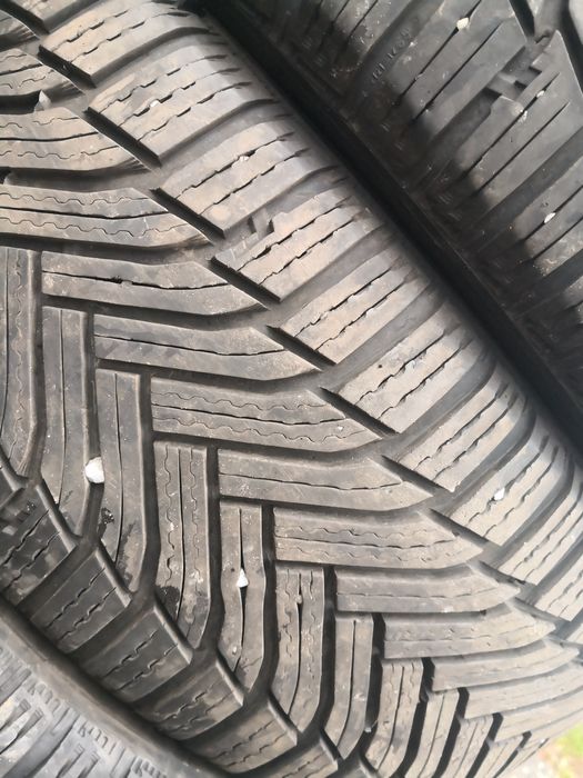 215 65 16 цола гуми Michelin dot 21