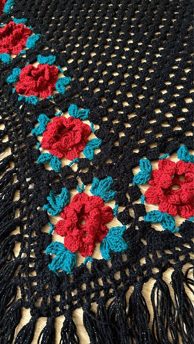 Шаль ручной работы