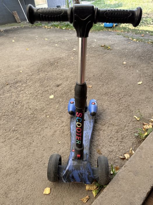 Продам детский скутер