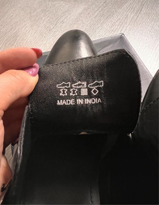 Pantofi de piele naturala