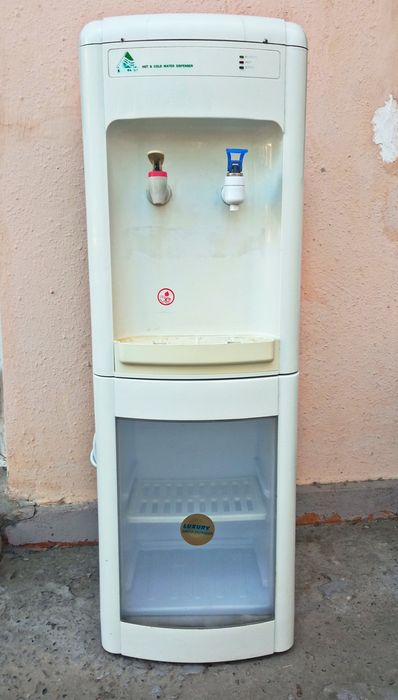 Кулер для воды. Shaffof