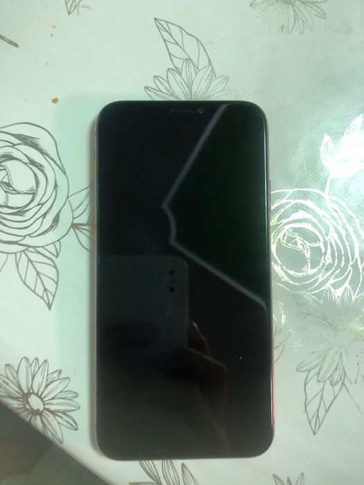 Продам iPhone xs [64гб]