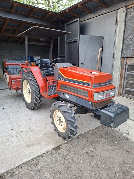 Tractor de vanzare stare impecabila