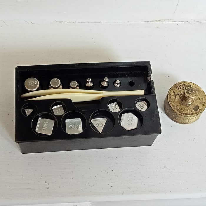 Set greutăți 1-20 grame,20 dgr