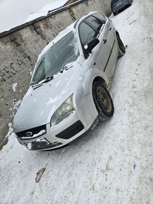 Vând Ford focus 2005