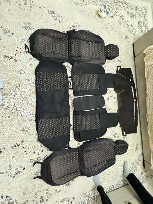 Продам универсальный чехол для сиденья автомобиля