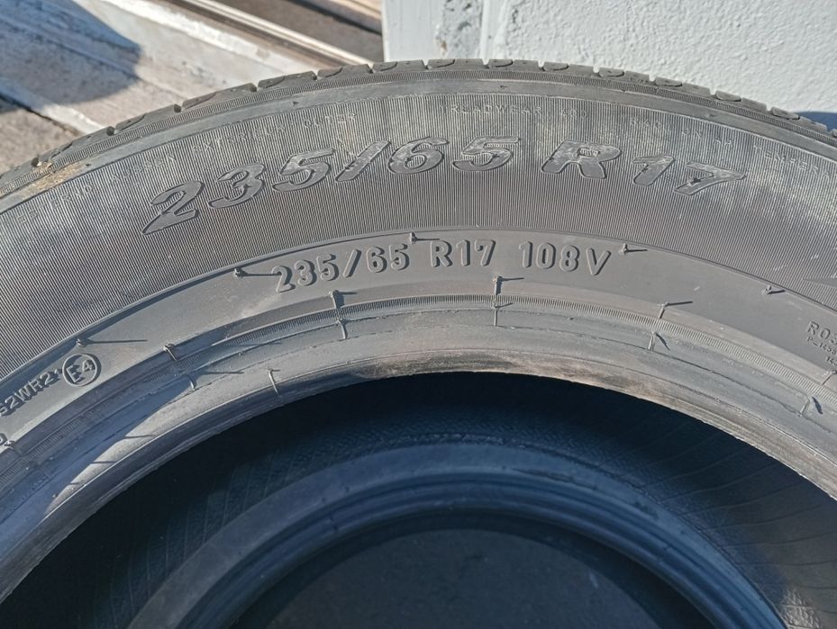 Vând set de jante +anvelope de vara 235/65/R17 , DOT 2019