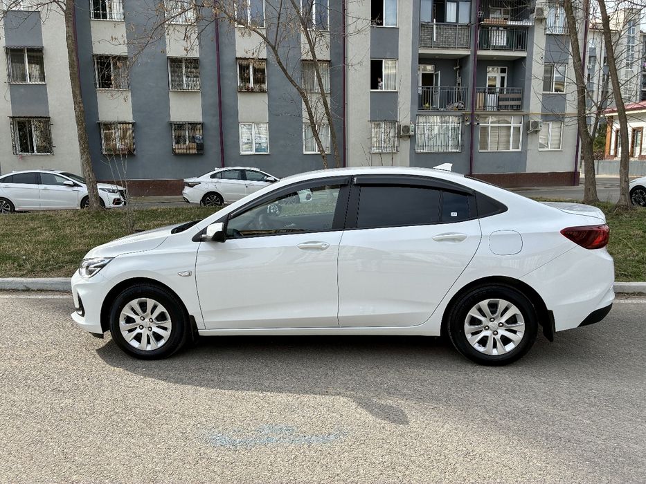 Chevrolet Onix 3LT MT