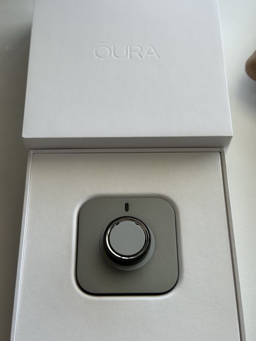 Inel Oura Ring 4 marimea 8 stealth negru