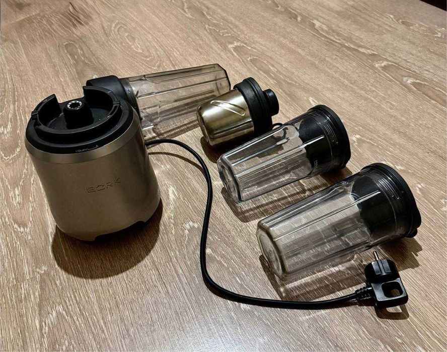 Блендер BORK B804