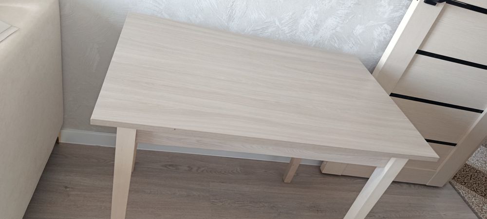 Продам комплект стол и 4 стула Калинка