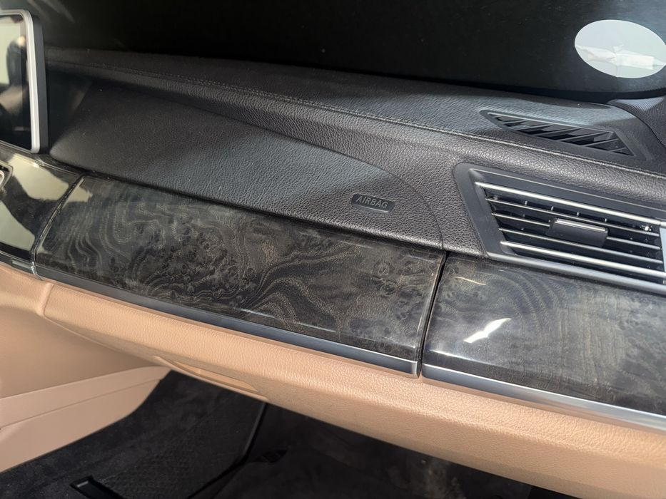 Plansa bord neagra airbag pasager BMW Seria7 F01 F02