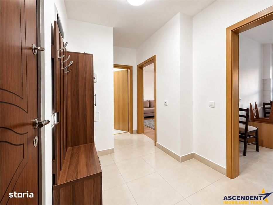 Garsoniera cu gradina privata si loc de parcare, zona Coresi