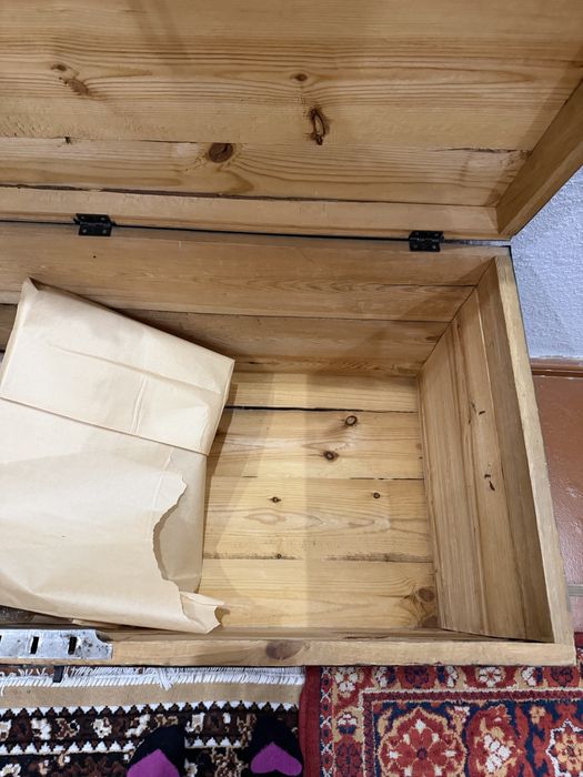 сотилади сандик кадимги холати яхши