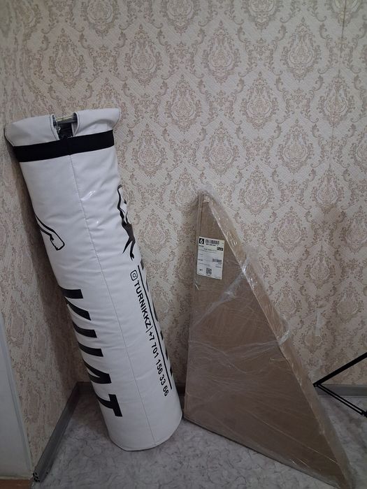 Турник с грушей. Новые в пакете.