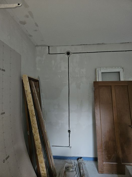 услуга электрика.электромонтаж.