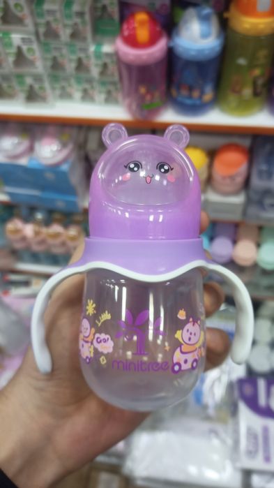 Детские бутылочки для кормления  в ассортименте.